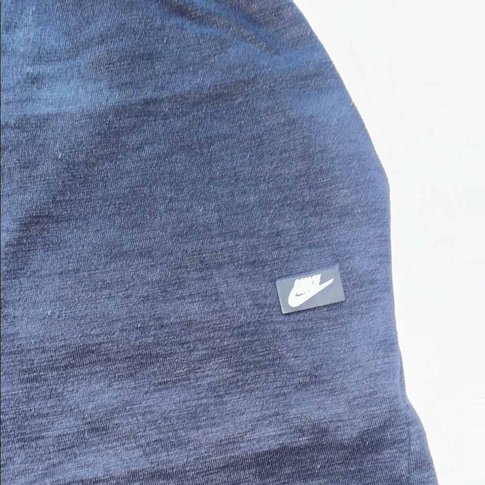 Nike Black Athletic Shorts with Elastic Waistband - Picture 5 of 10
